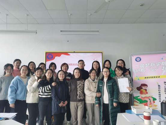 ed852065d1a6205a00c2fb45645d352